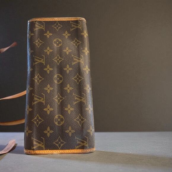 Louis Vuitton Popincourt Haut shoulder bag - Picture 4 of 7